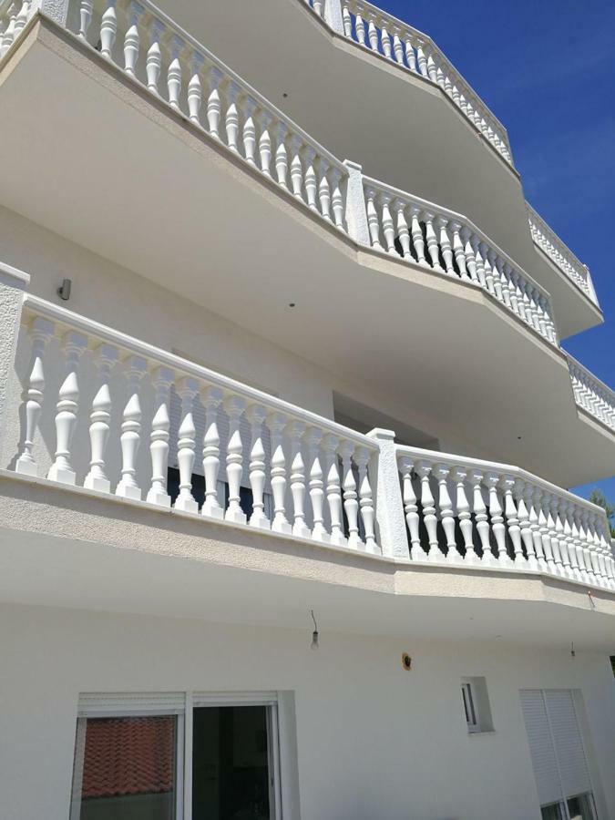 Apartments Prpic Сегет-Враница Экстерьер фото